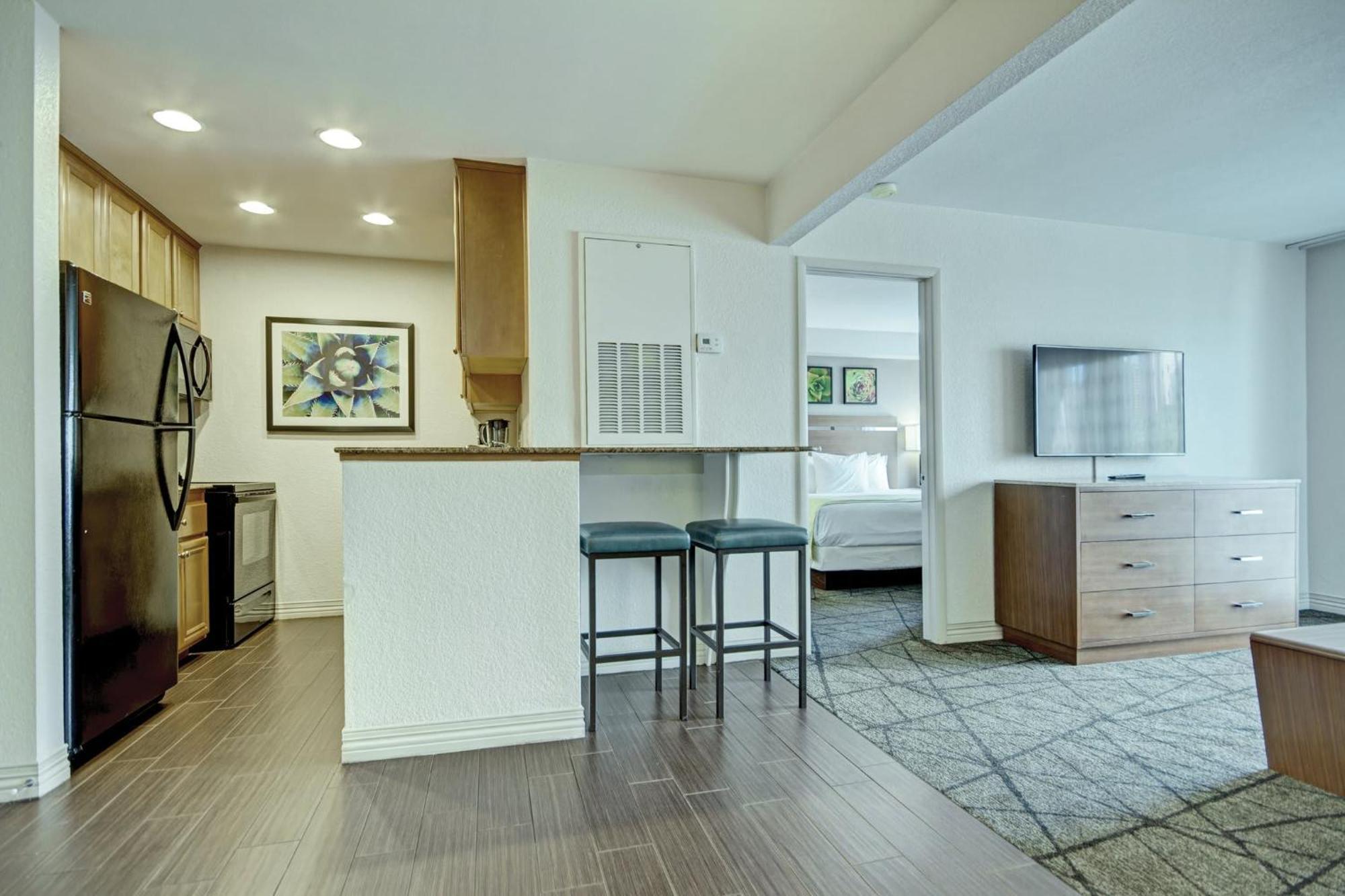 Wyndham Desert Rose 1br With Access * Las Vegas